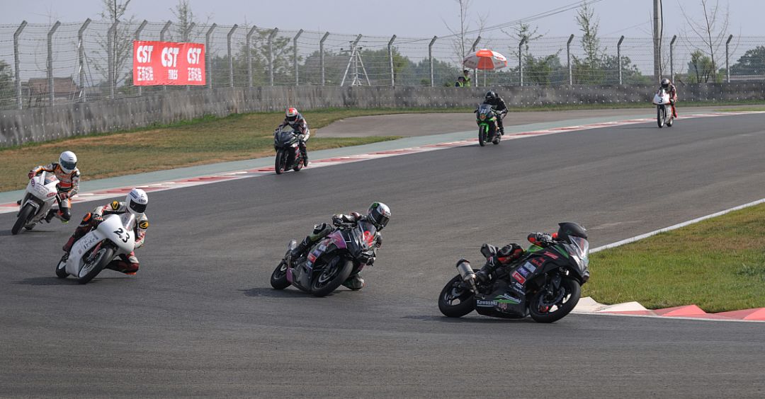 新国货雄起视频,国货高性能轮胎