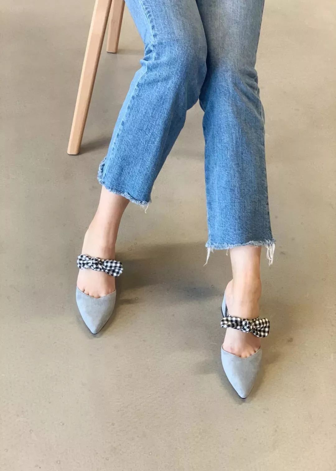 半个娱乐圈的女星都靠ta轰炸红毯！软底舒适、巨显腿长，回头率200%