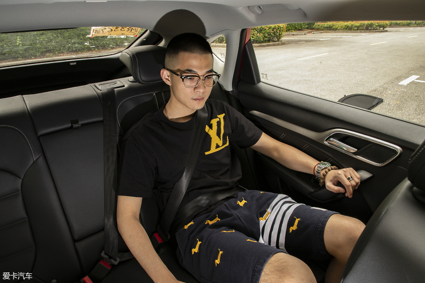 沉浸式体验2023款名爵6,21年名爵6领潮版体验