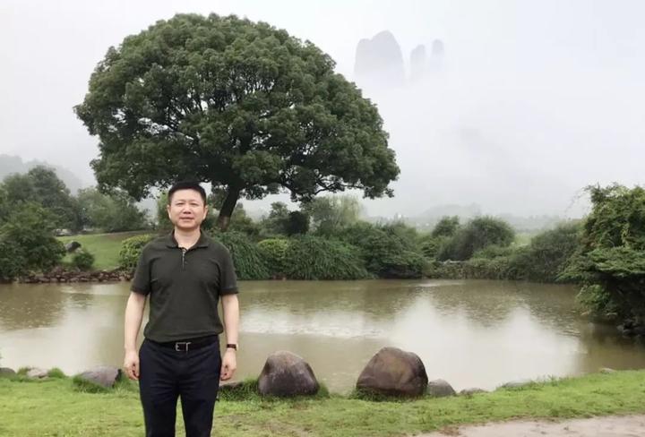 这个江山人首捐10万元救灾,还拉上朋友再捐