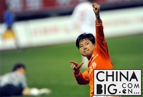 李金羽身价15亿,李金羽球员时候的身价