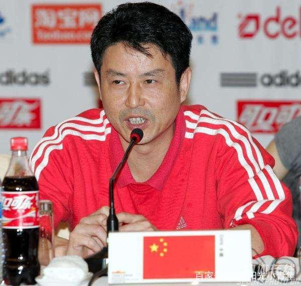 陈忠和现任妻子李东红简历,陈忠和与李东红照片