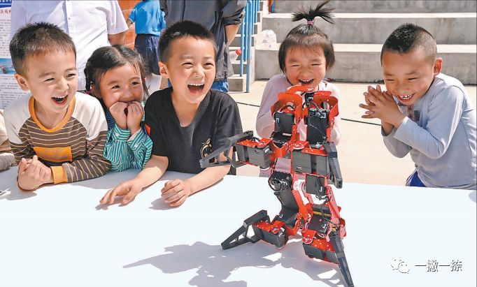 人民日报经典封面照片,人民日报最美照片