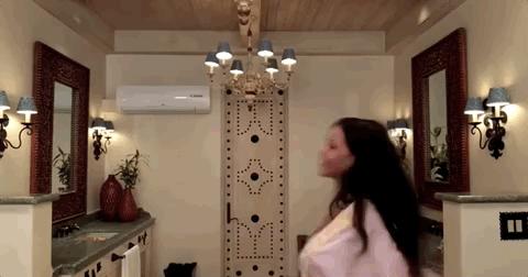 副业天后吊打正军天团，“不务正业”竟成全球最富ICON