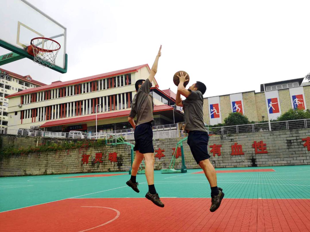 医生流鼻血的视频,医生流鼻血视频