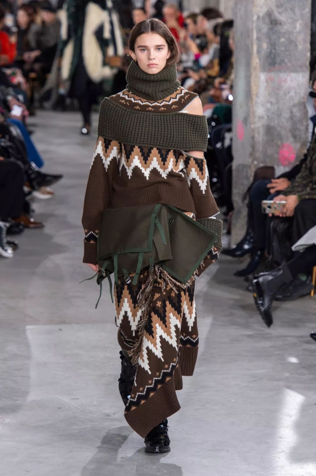 21年秋冬女装流行趋势,21年秋冬女装流行色