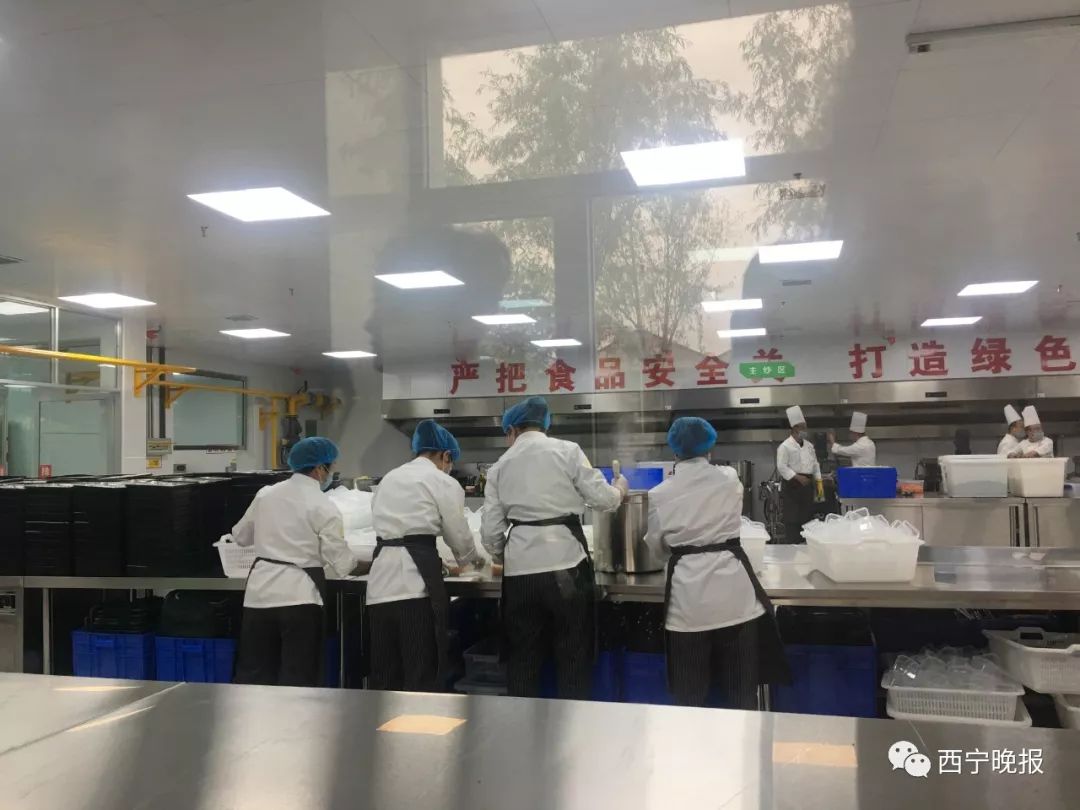 西宁市城中区老年幸福食堂,西宁市城北区有爱老幸福食堂吗