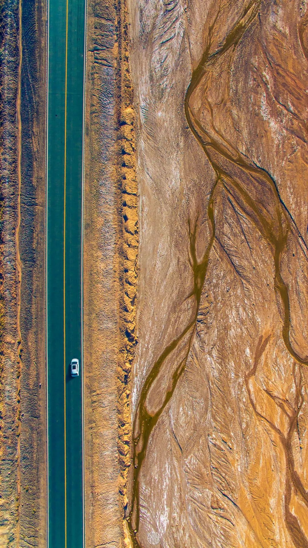 「荐读」朋友圈消失两年，他独自航拍中国，照片惊艳世界