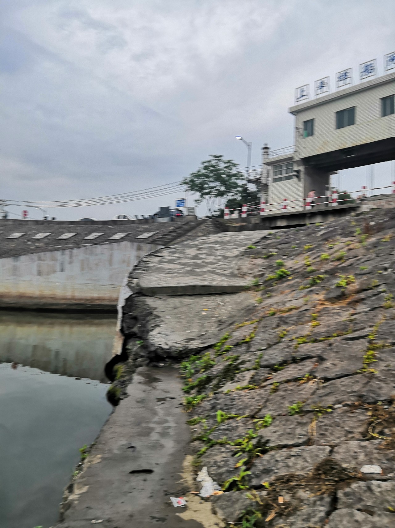 首钓笤溪钓位全靠枪逛拉逆鱼兼钓获多鱼种~