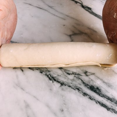 葡式蛋挞是酥皮的吗,澳门葡式蛋挞的特点是什么