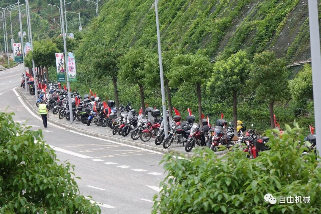 小小的山城,小小山城