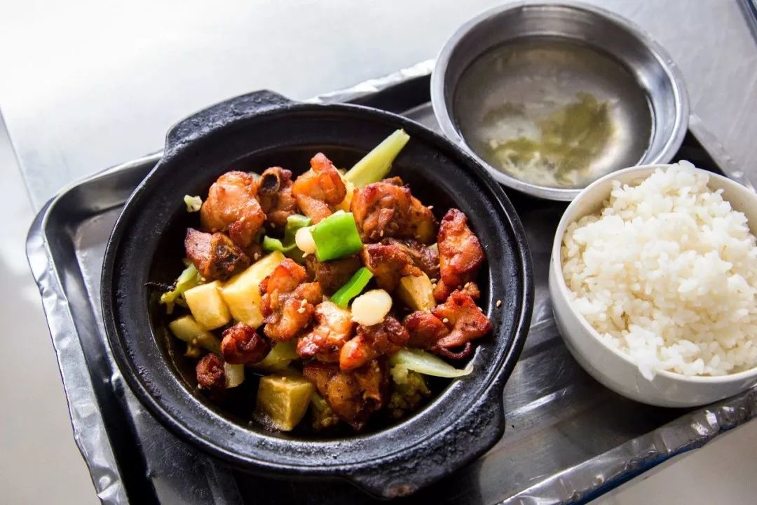 鏈嶅姟鎴戜滑鏄鐪熺殑,鎷嶇悆鎴戜滑鏄鐪熺殑