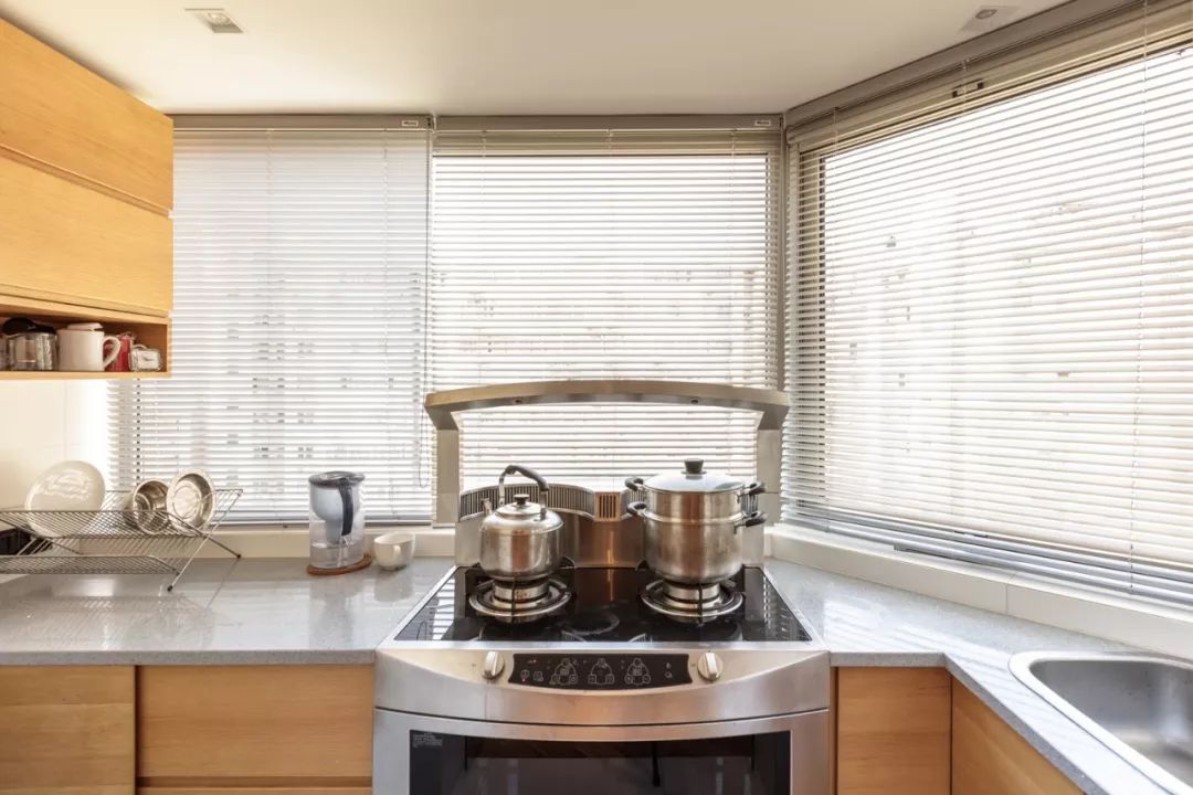 小面积客厅阳台改书房装修效果图,客厅书房阳台一体装修效果图欣赏