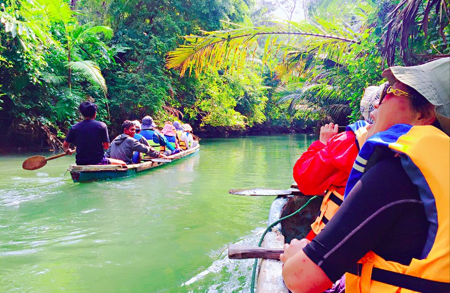 挖到一座免签直飞的超冷门海岛！火山浮潜摸小鹿，好玩秒杀巴厘岛