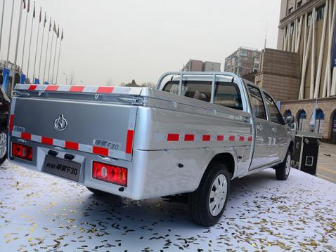 微卡货箱变房车,微卡可移动货箱