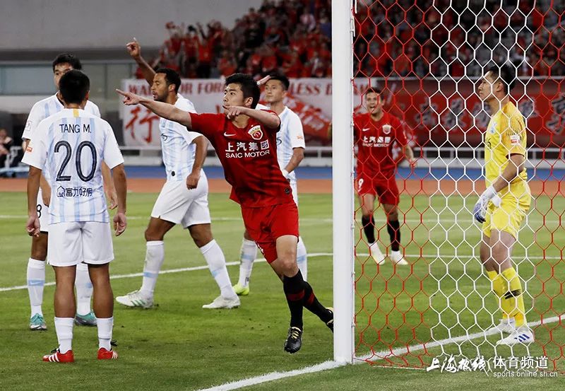 上港李圣龙绝杀视频,上港李圣龙个人资料