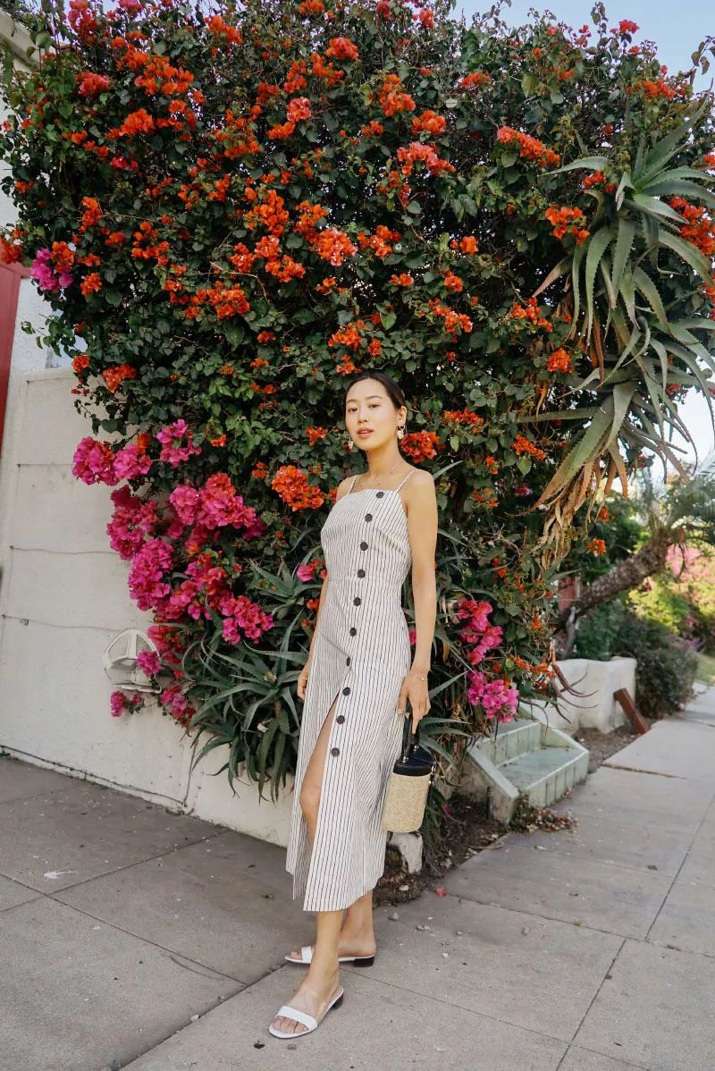 夏天跟裙子搭的凉拖,夏季凉拖配裙子百搭