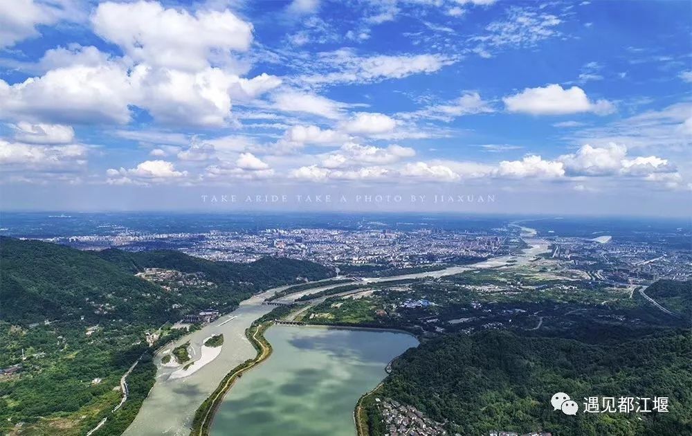 向往之城都江堰：一座骨子里带有香味的城市！