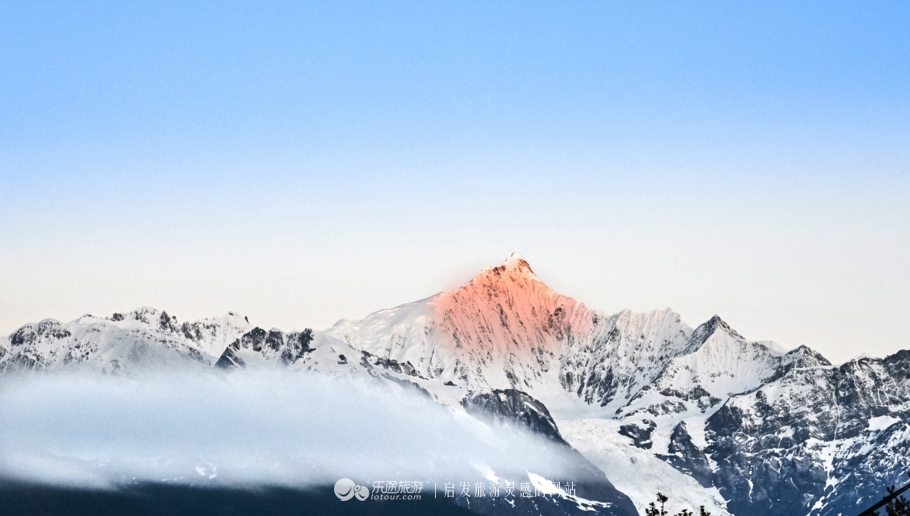 变幻莫测的卡瓦格博,卡瓦格博神山图片大全