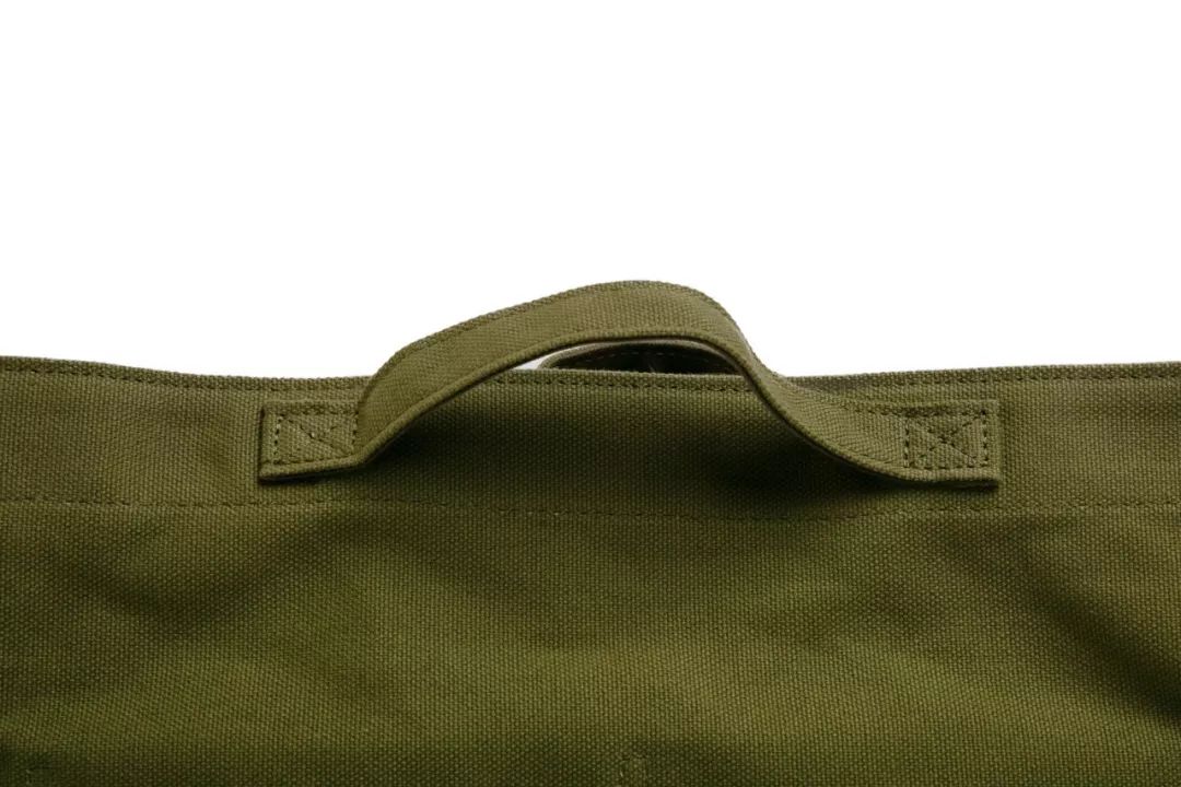 透支信用卡的女孩子,透支买奢侈品的女人