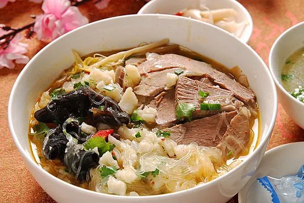 与美食有关的悬疑剧,一部讲美食的古装电视剧