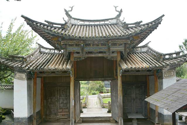 鑵惧啿鐑捣鏅尯鍏崄宀佸厤绁ㄥ悧,浜戝崡鑵惧啿鐑捣鍏洯鏅浠嬬粛