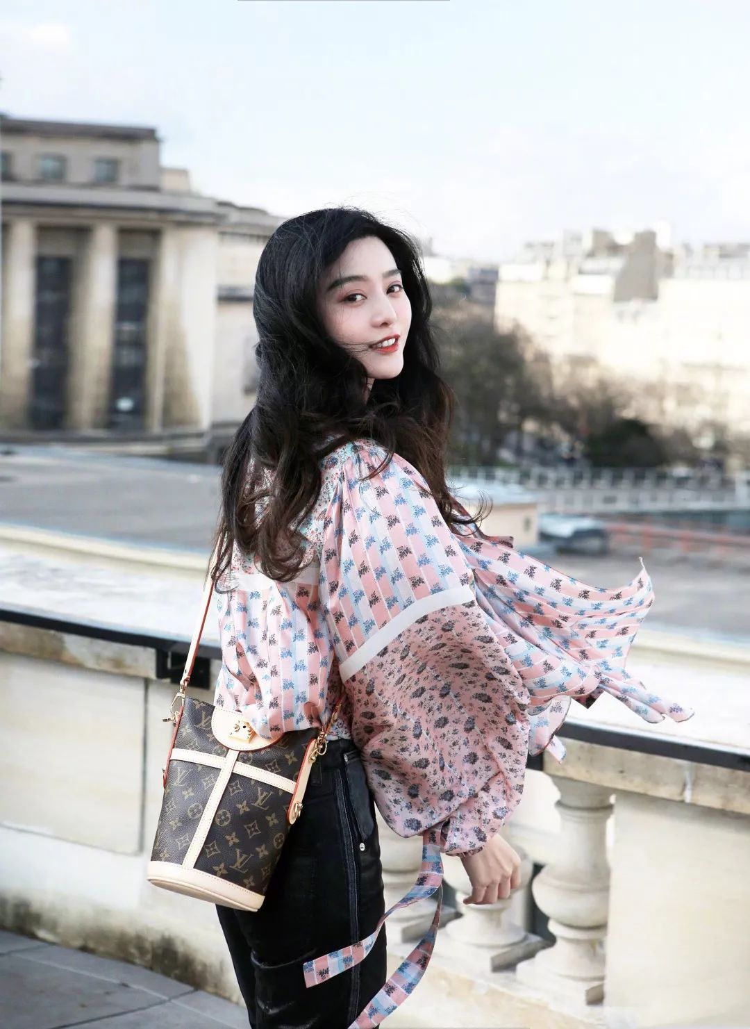 1500左右的奢侈品lv,lv和dior哪个值得购买