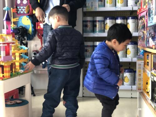 母婴店加盟最火热品牌十大排行-母婴用品店加盟需要多少钱?