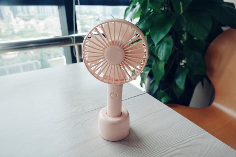 购买便携小风扇怎么选避免踩坑,哪种便携式小风扇好用