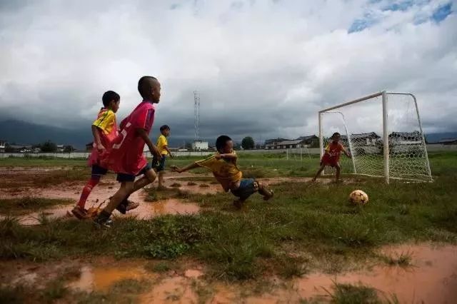 丽江市古城区青少年足球联赛,云南省业余足球联赛昆明对阵丽江
