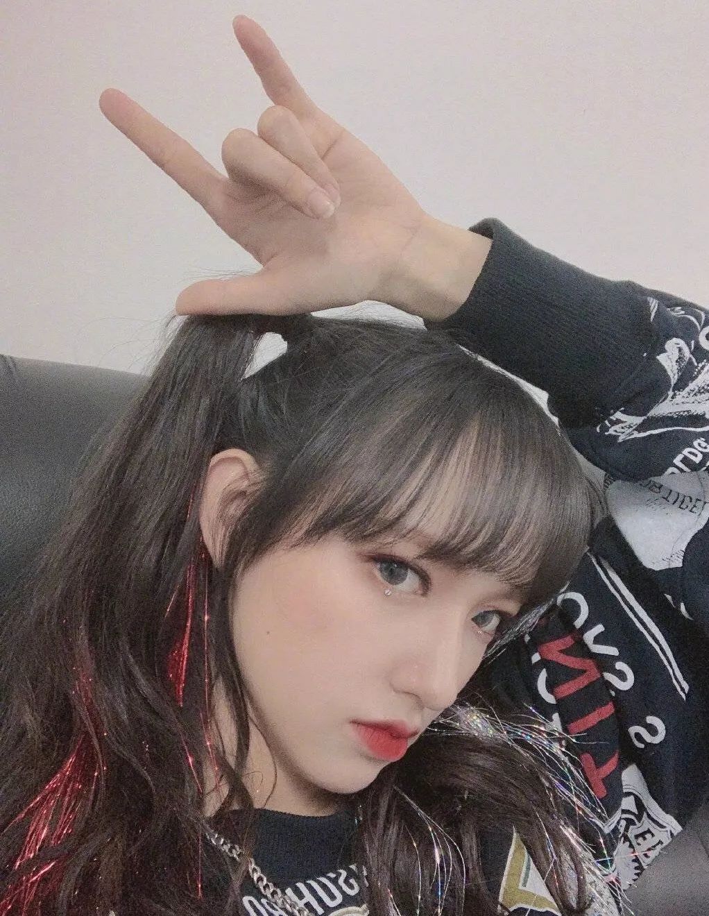 程潇头发颜色好看,程潇头发颜色粉