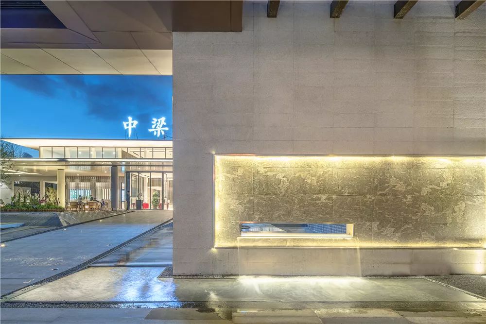 昆明中梁首府最新进展,昆明中梁首府风格