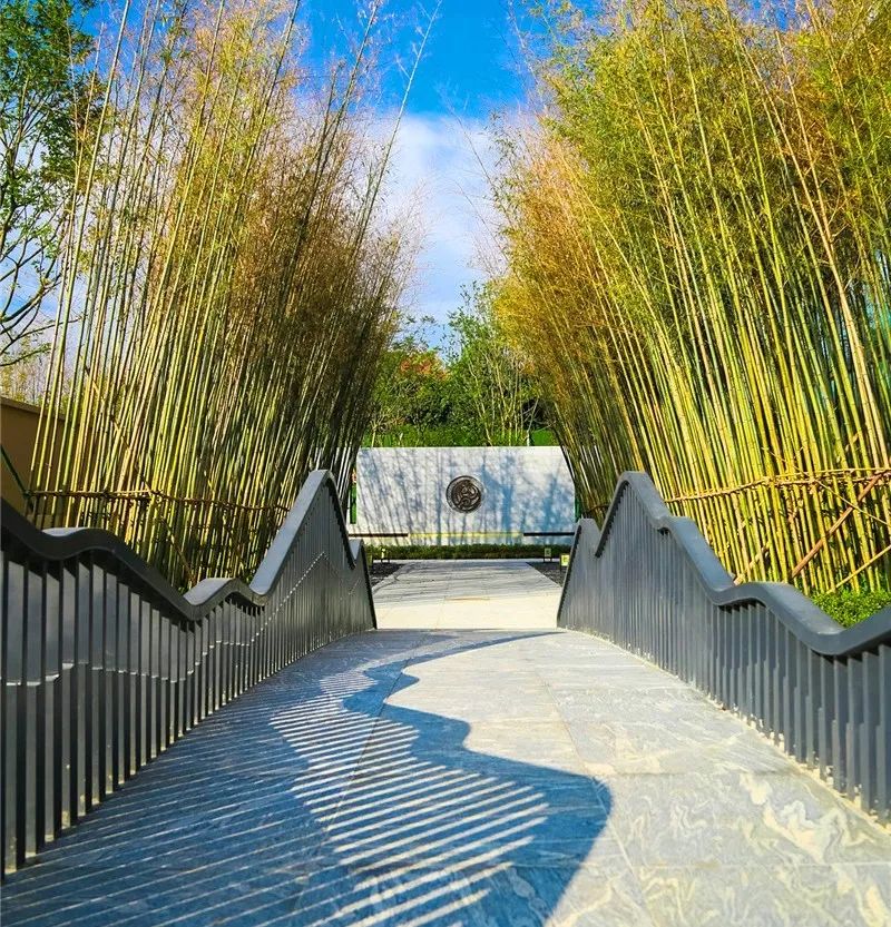 昆明中梁首府最新进展,昆明中梁首府风格