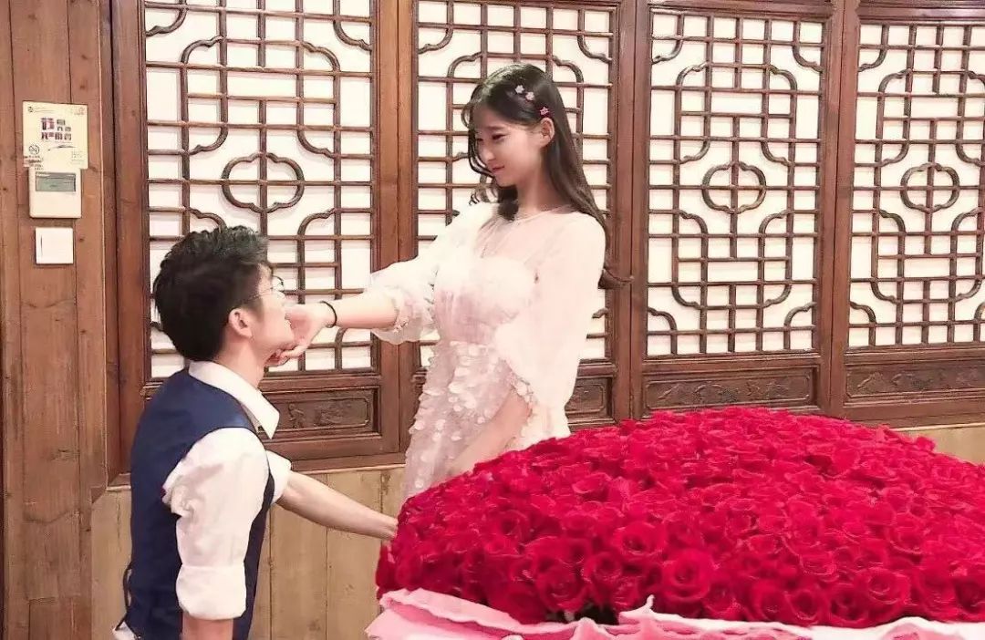 王珂和刘涛是夫妻关系吗,王珂自曝与刘涛真实关系