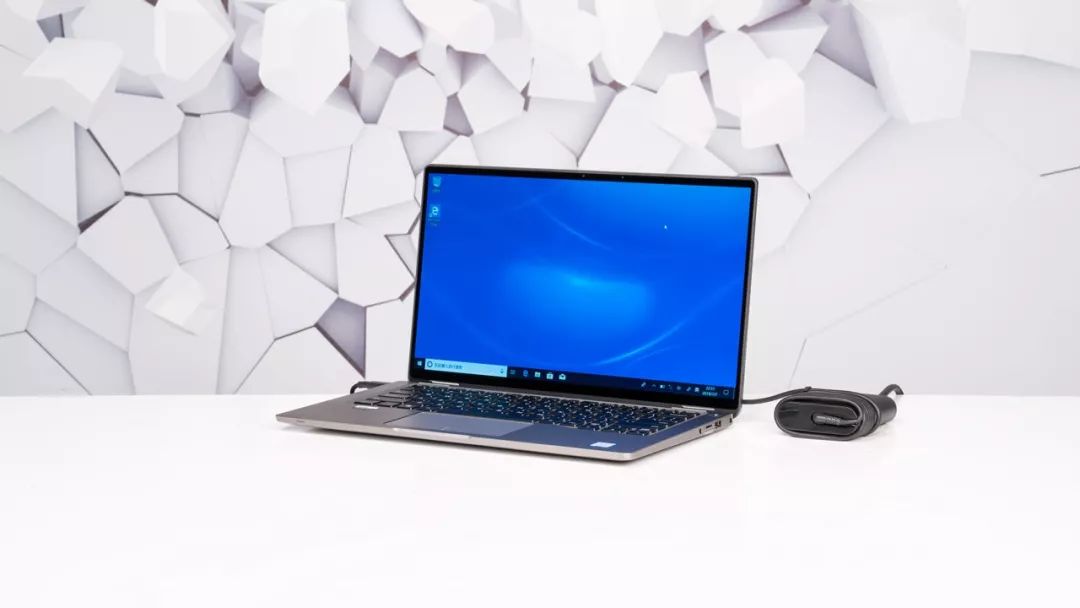 聊一款笔电领域的活化石,笔电行业黑科技