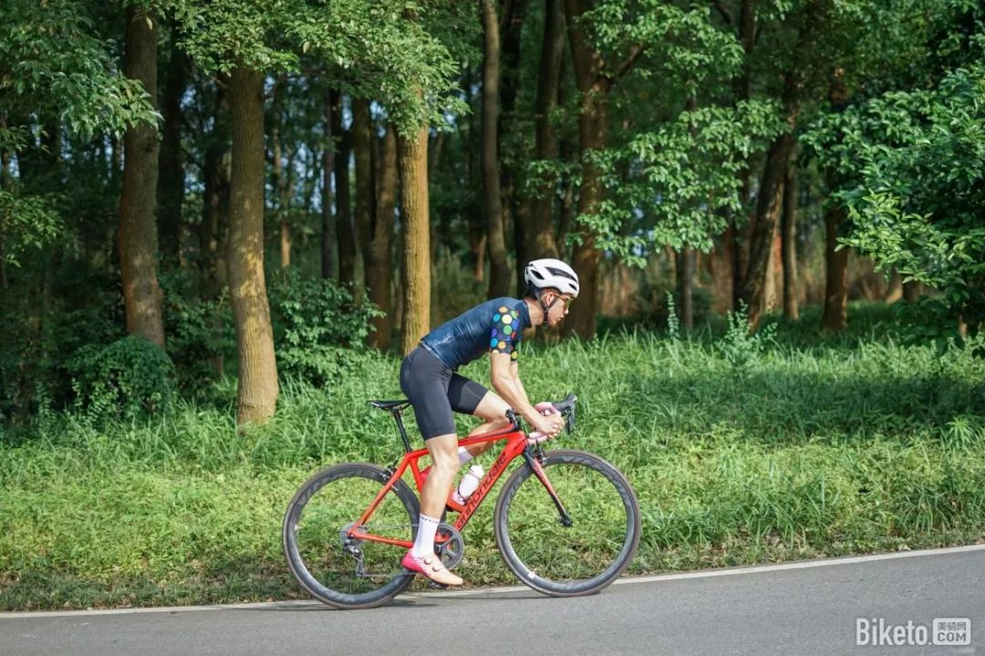 头盔黑武士高科技,头盔安全黑科技