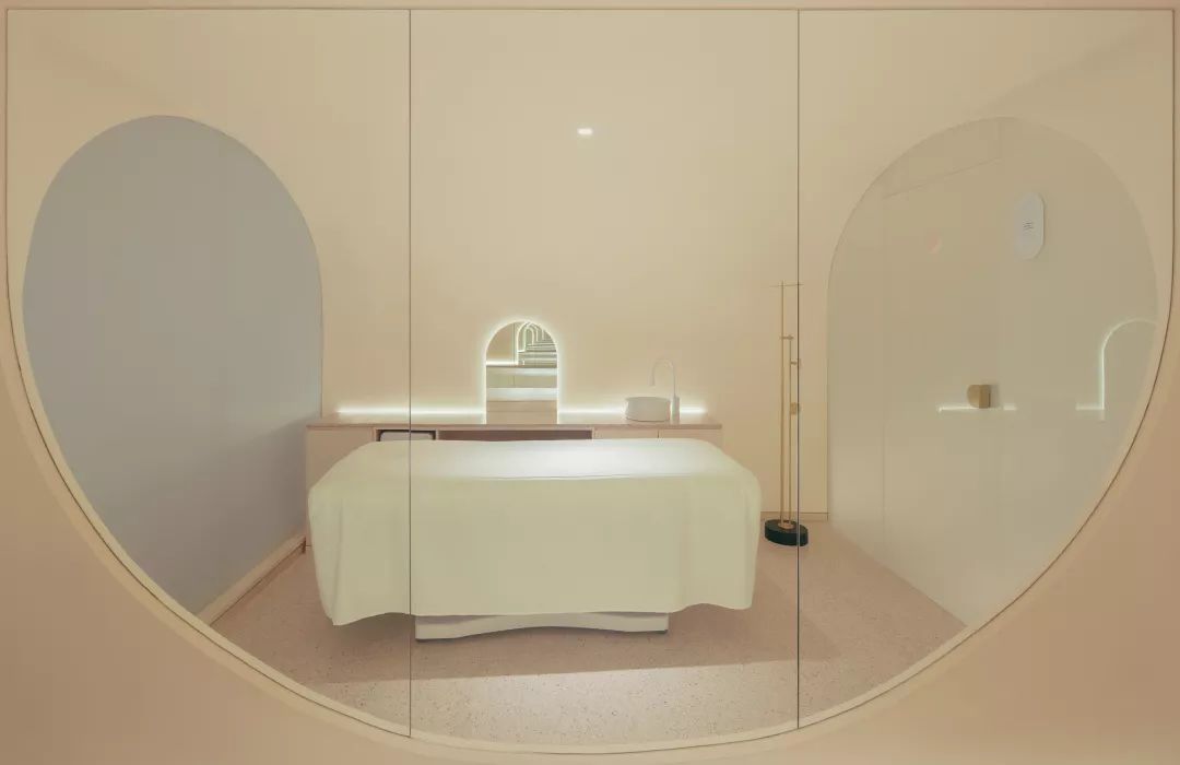 拒绝花哨！建筑师CP孙大勇×万书言，携手打造洞穴式美容院