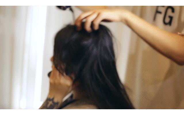 被虚假友情蒙蔽的“绿叶妹”，如今事业开挂反成“真公主”