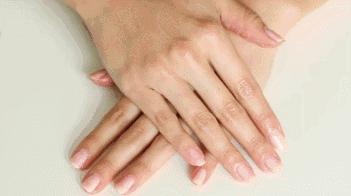 一个没注意，手指倒刺变截指！