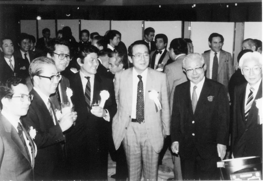 稻盛和夫拯救日航挣了多少,稻盛和夫破产到盈利