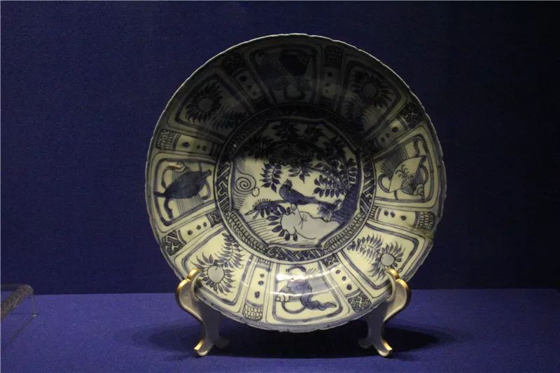 展览|励志史:“模仿”景德镇逆袭成“欧洲第一名瓷”