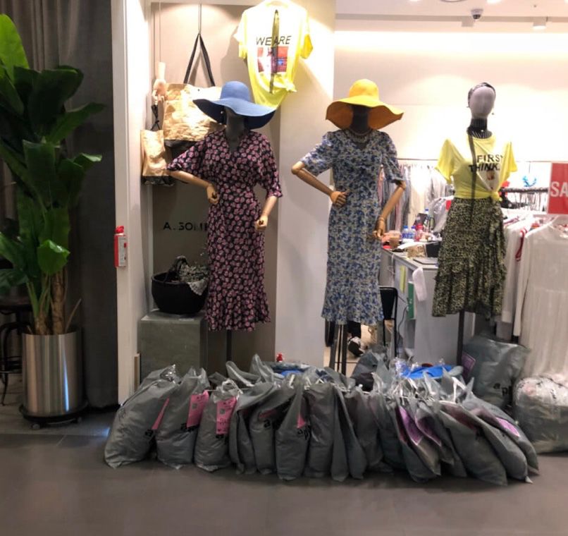 深夜，我在韩国东大门“血拼”了三小时