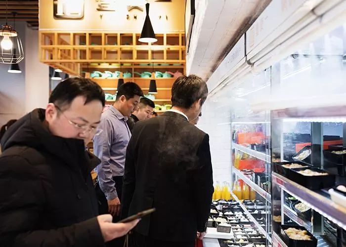 在上海一个人单身的生活,上海独自一人的生活