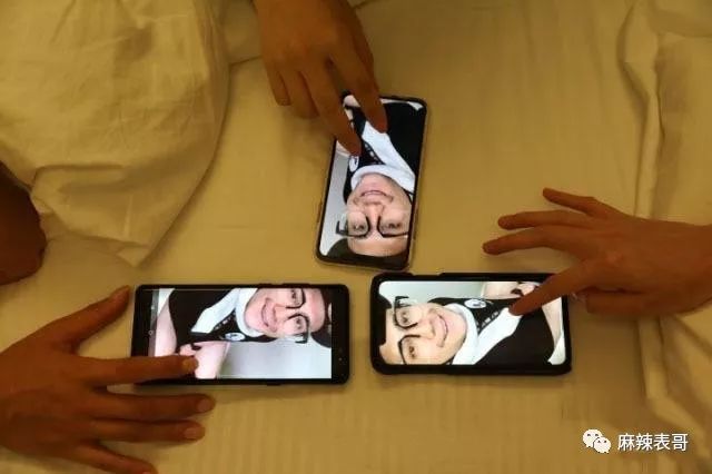 劈腿粉丝生子,刚结婚就被爆脚踩5条船,这…