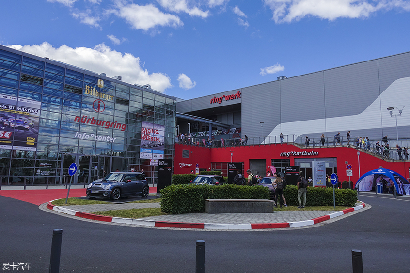 绾藉崥鏍兼灄璧涢亾璋嶇収,杞︽墜璧涢亾閫夋嫨