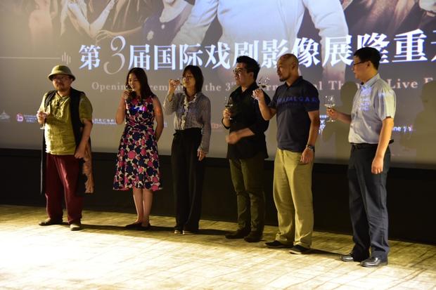 哈姆雷特卷福版的剧情介绍,哈姆雷特卷福哪里可以看