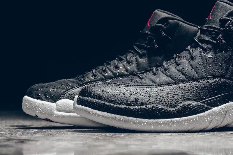 中国男篮拿2个金牌,世预赛中国男篮红白款上脚球鞋