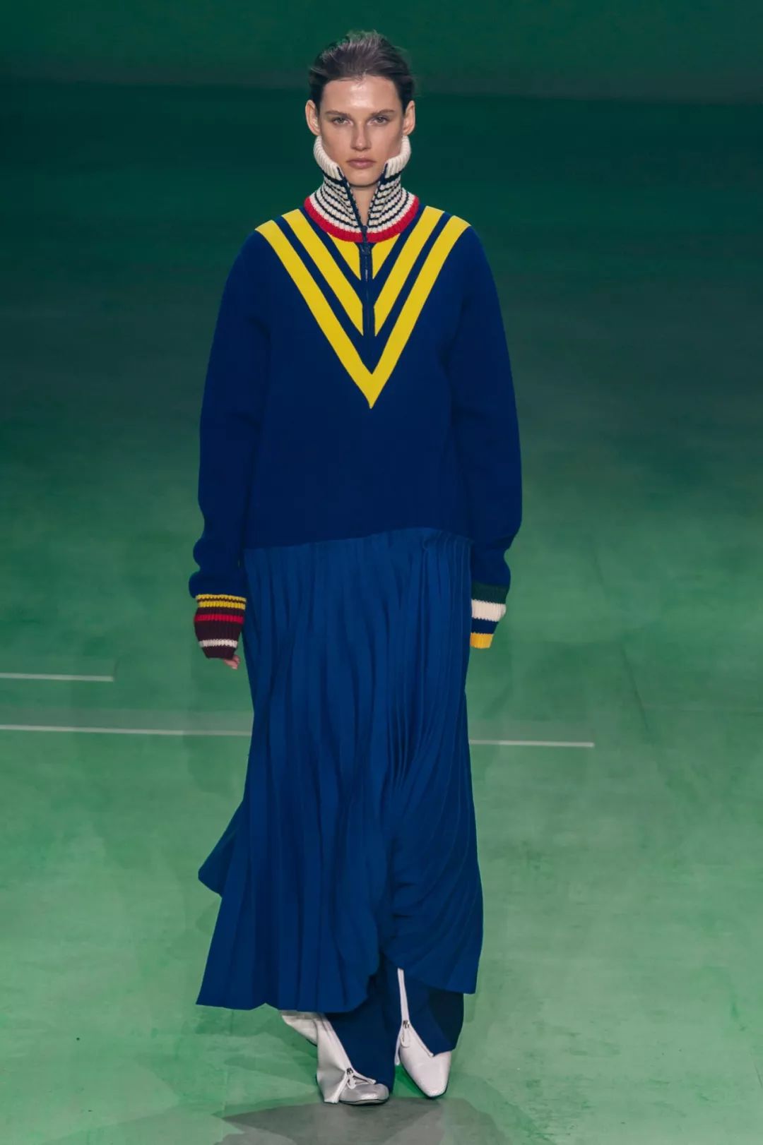 21年秋冬女装流行趋势,21年秋冬女装流行色