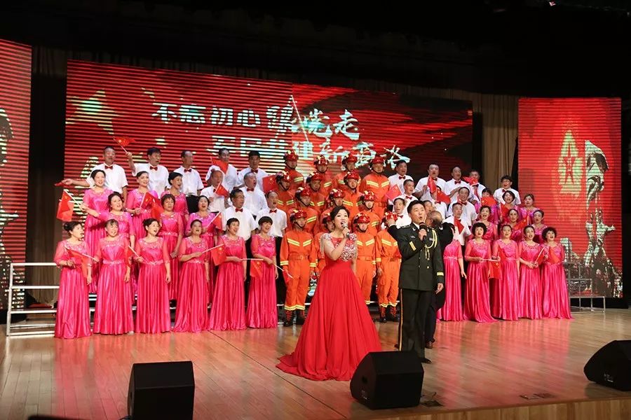 建军节双拥晚会,八一建军节活动照片高清