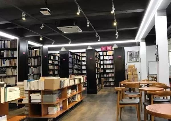 高校校园书店怎么开？听听央视报道怎么说